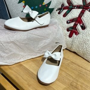 Felix and Flora girls dress shoes with bows